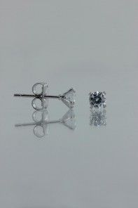 4MM AAA Quality one point up CZ Earring 
