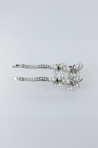 Two pearl butterfly hair pin 